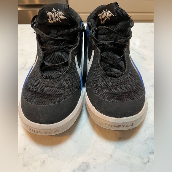 Used kids Nike Hustle DX - Picture 2 of 4